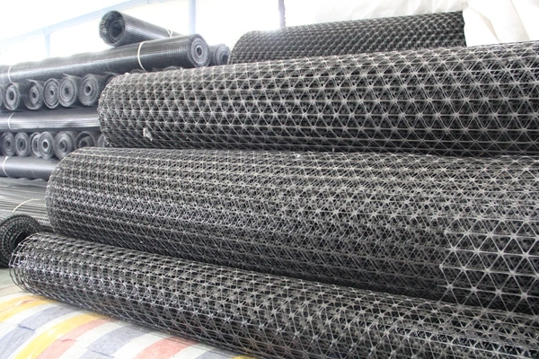 Road Construction Material 30kn Plastic PP Biaxial Geogrid Geocomposite Geogrid