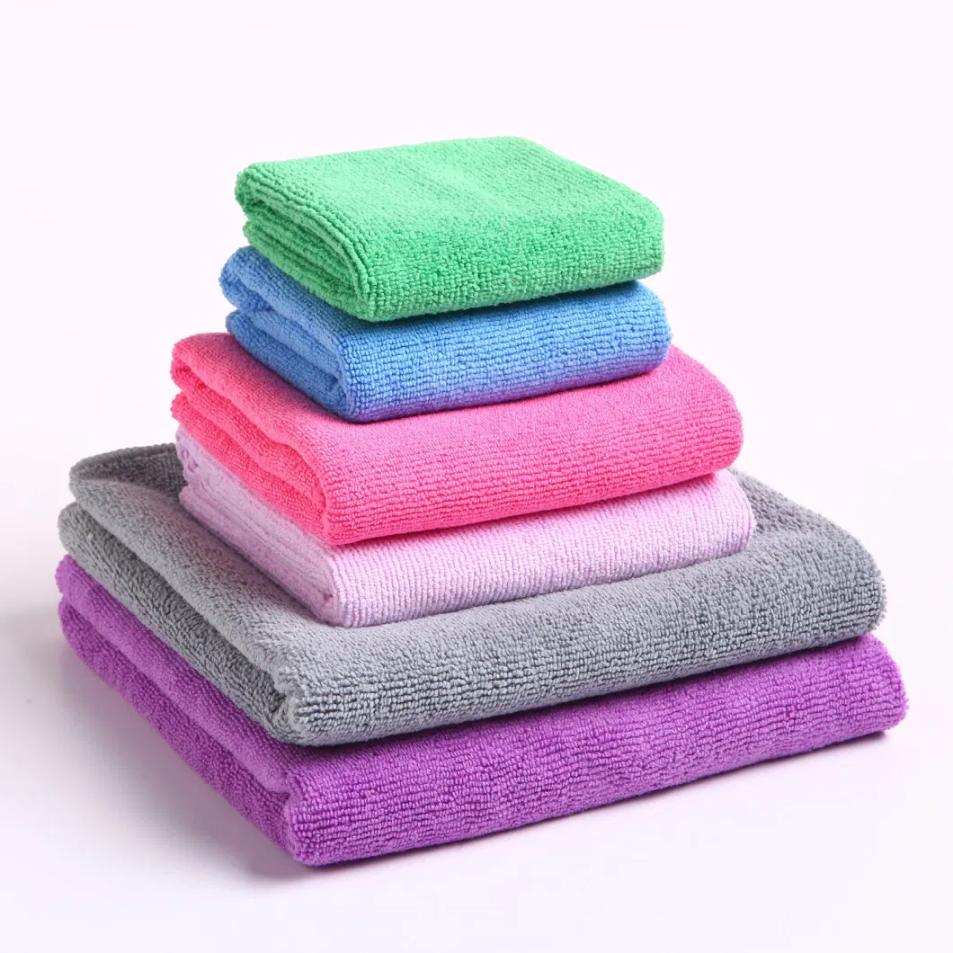 The Customized Microfiber Mateiral Towels with Warp Knitted for Car Clenaing and Home Cleaning