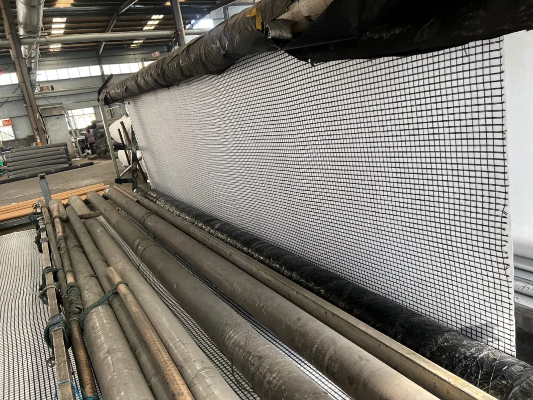 Fiberglass Geogrid Composite with Nonwoven Geotextile by Glue