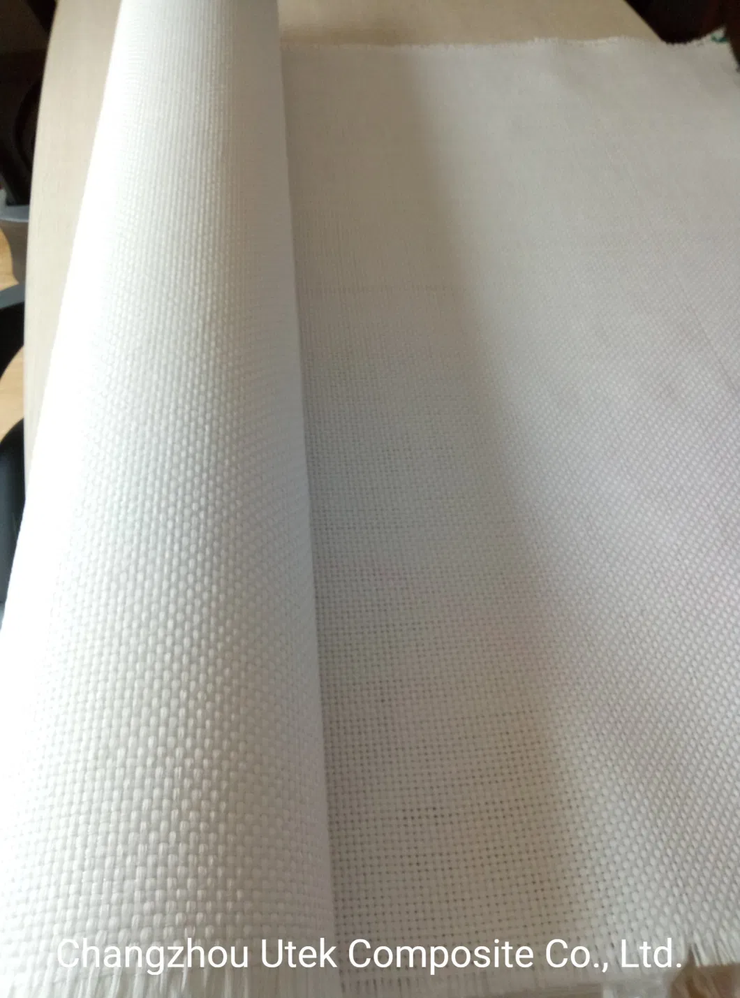 White Color Glass Fiber/ Polypropylene Fabric in Plain/Twill for Aerospace