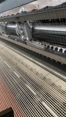 Macchina per maglieria Mutiaxial Warp