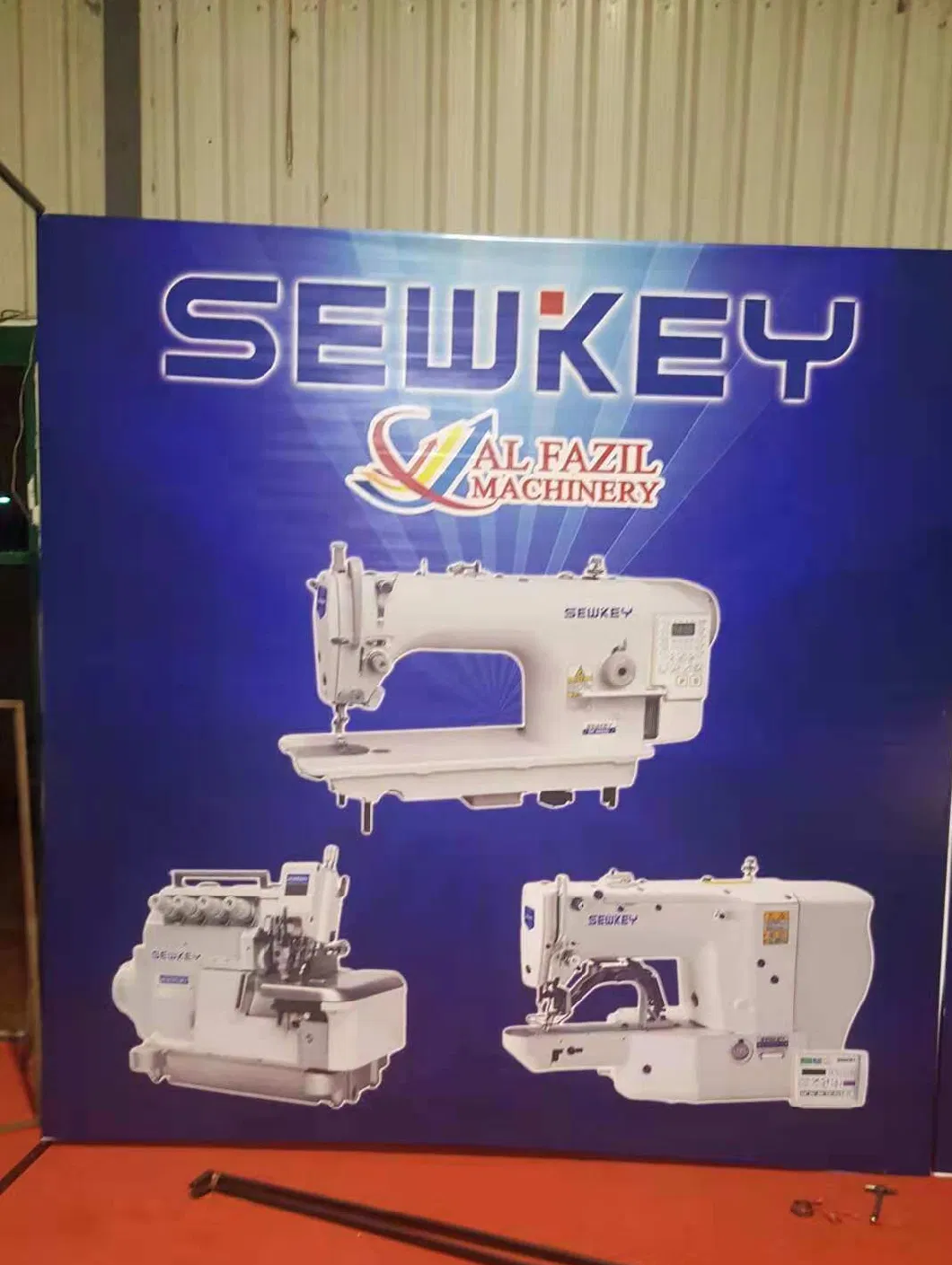 Sk 20528m Direct-Drive Double Needle Lockstitch Industrial Sewing Machine (Needle Bar Separation, Medium Hook)