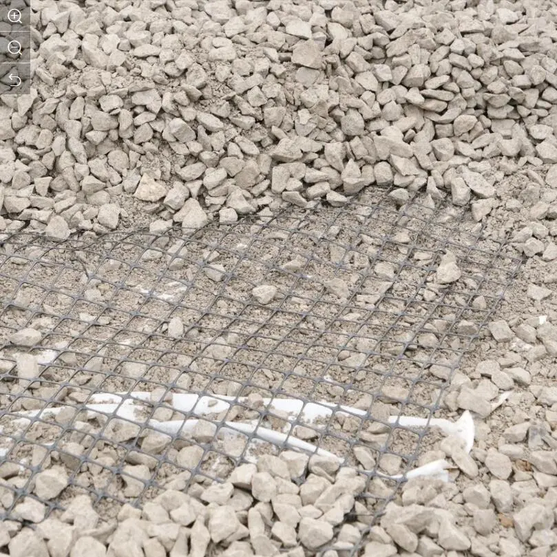 Earthing Plastic PP Biaxial Geogrid Gravel Ground Grid for Road Soil Stabilizer