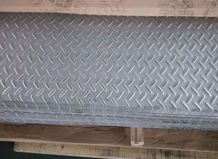 Ms Mild Iron Alloy Metal Tear Drop Chequered Ss400 A36 Hot Cold Rolled High Strength Customize Abrasion Carbon Checkered Hr Steel Embossed Sheet Plate