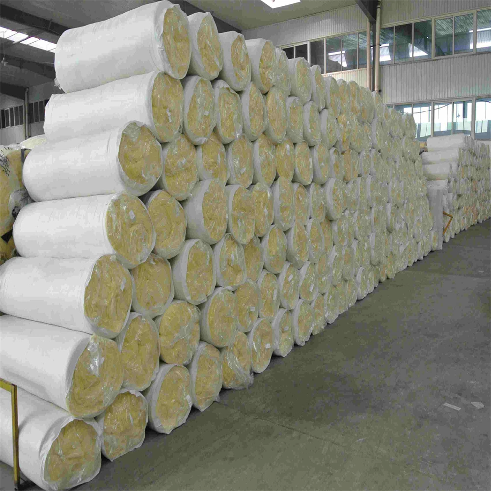 Foil Back Fiberglass Wool Roll Glass Wool Blanket for Roofing Insulation