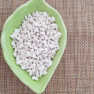  High Quality Perlite Sand Casting Slag for Cast Iron Perlite Ore