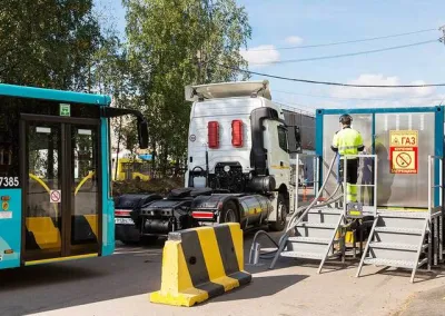  LNG Refuelling Station