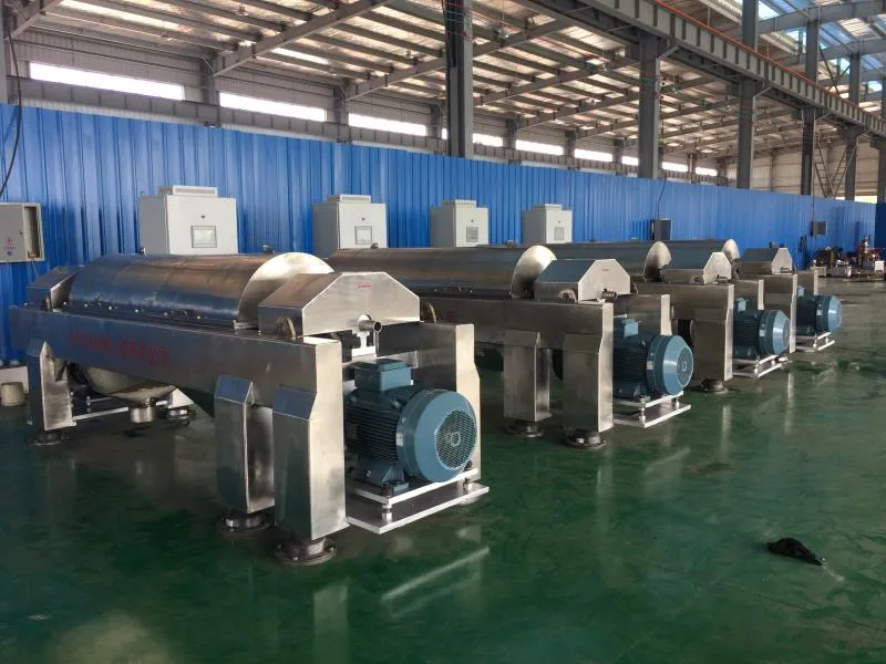 Capacity 5-100L/H 2 Phase Mini Horizontal Decanter Centrifuge