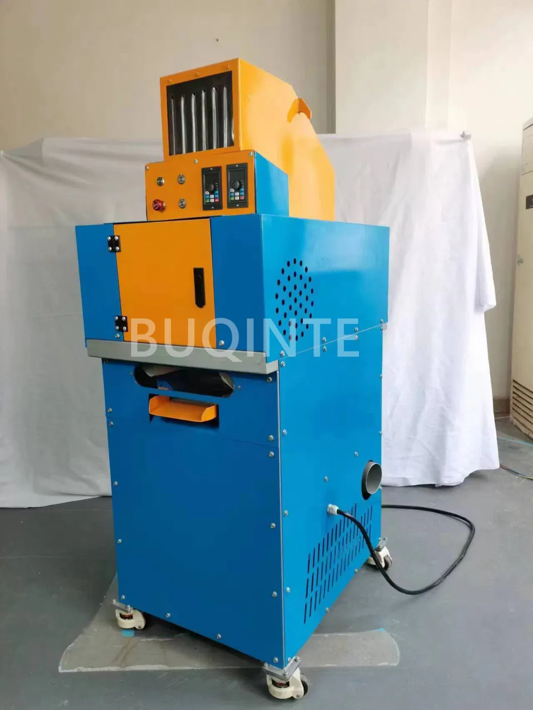 Small Copper Cable Granulator and Separator Machine for Home Use Single Phase Car Wire Computer Wire Recycling Machine