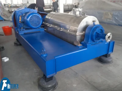 Centrifuga automatica a decantatore per fluidi a perforazione continua