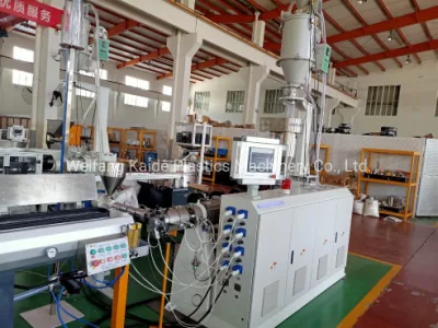 Colla adesiva fusa PA Polyamide a stazione singola iniezione a bassa pressione Pressa per IC sensibile e chip di wafer