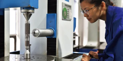 Stable Transmission WP Series Cast Worm Gear Reducer/Gearbox for Mechanical Equipment