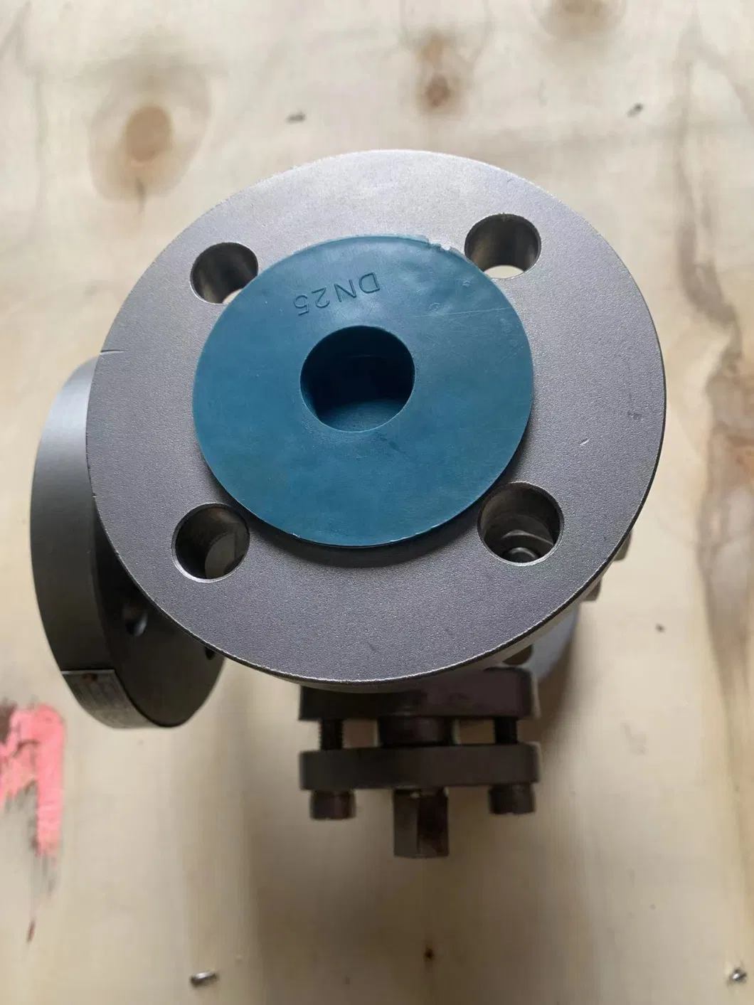 ANSI Gearbox Flanged Three Ways Tee Flow Ball Valve