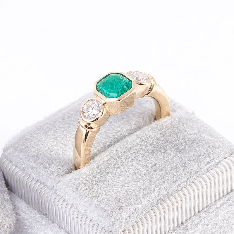 Three Stone Emerald Ring Bezel Setting with 5mm Round Moissanite Side with 10K Real Yellow Gold for Engagement Women and Men