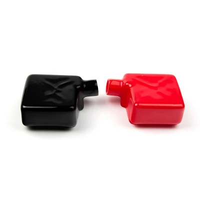 Coperchio di protezione per terminali per batterie in PVC a bandiera