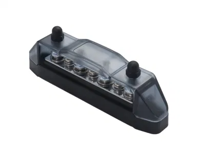  Barra di distribuzione del bus BBS43-B Edge 4 X 1/4 e rdquor; prigionieri, 3 X 8 morsetti a vite, blocco di distribuzione dell&prime;alimentazione con terminali ad anello (nero singolo)