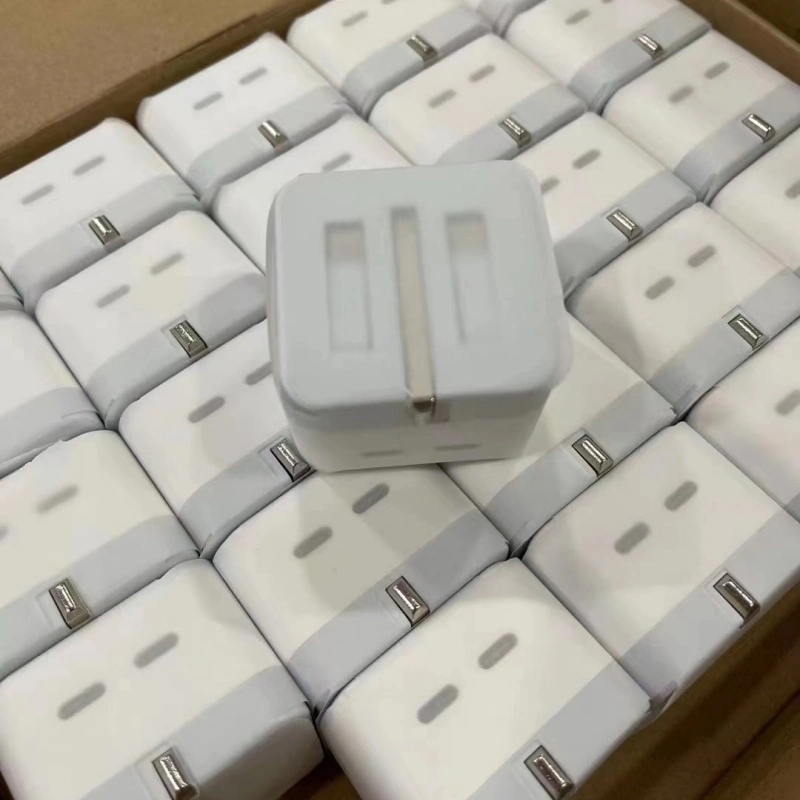 Experienced Factory Delivery Time 3-7 Days Pd 35W/25W/20W EU/Us/UK Power Adapter 1m/2m USB C/Lightning Cable Earphone Mobilephone Accessories