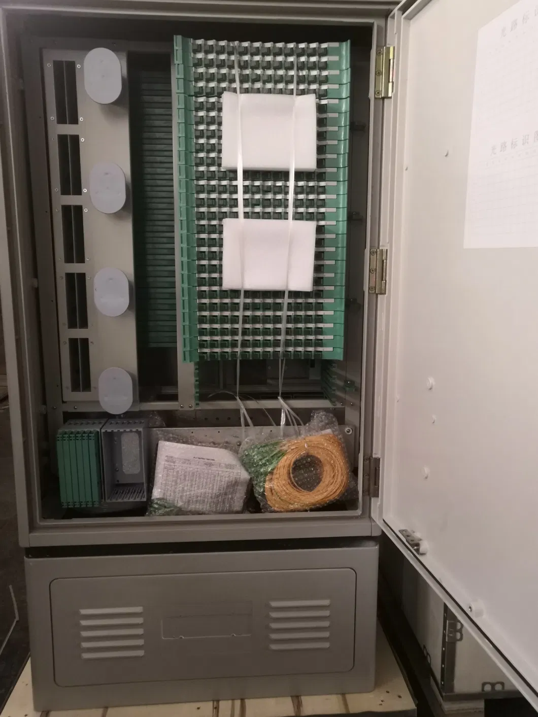SMC Material Cross Connection Transfer Box Fiber Distribution Cabinet