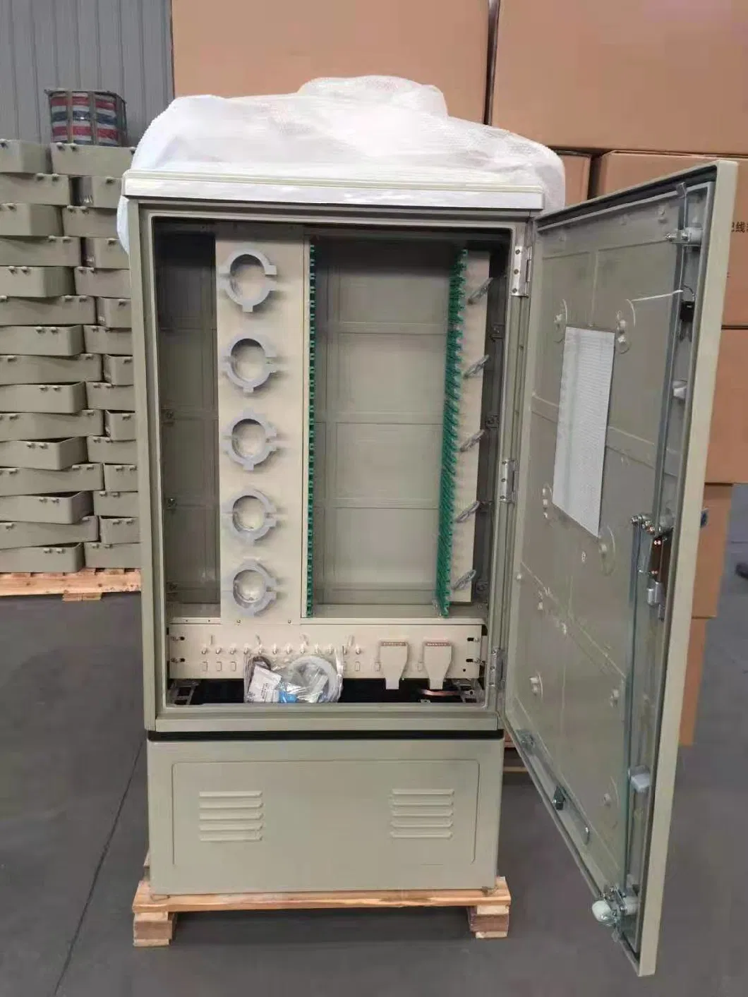 SMC Material Cross Connection Transfer Box Fiber Distribution Cabinet