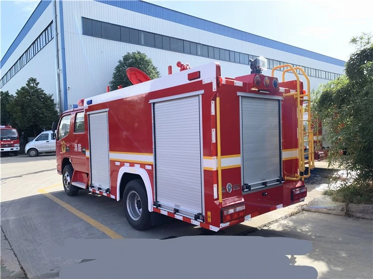 Factory Direct Sales DFAC 4X2 Double Row Cab 3000 Liters Water Tanker Fire Fighting Trucks Used Cars Special Vehicle Made in China