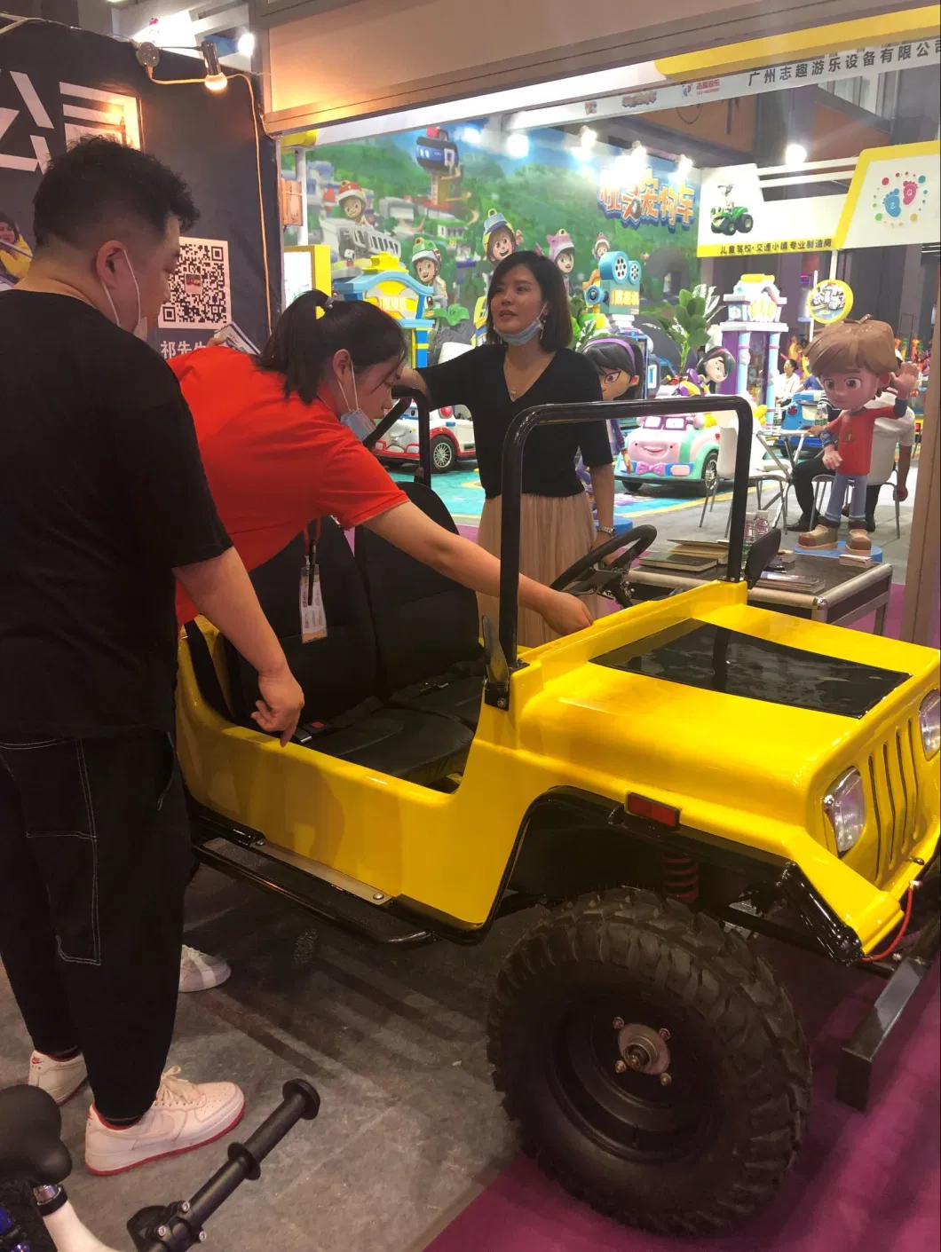 Wholesale Electric 1500W Battery Powered ATV All Terrain Mini Jeep Willys for Adults and Kids 4*4