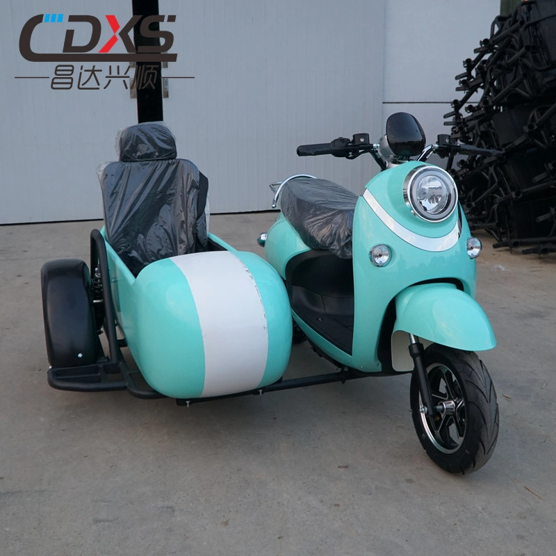 Motorized Three-Wheeler for Efficient Urban Commuting