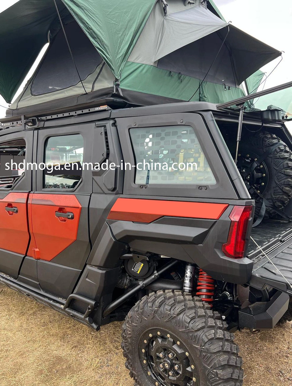 1000cc Jeep Rooftop Tents Sidexside/UTV/Quadssv/4WD Fully Enclosed Low Speed Vehicle HVAC/Power Window Doors/Traktorimonkija Adventure/ Outdoor Camping Mini RV