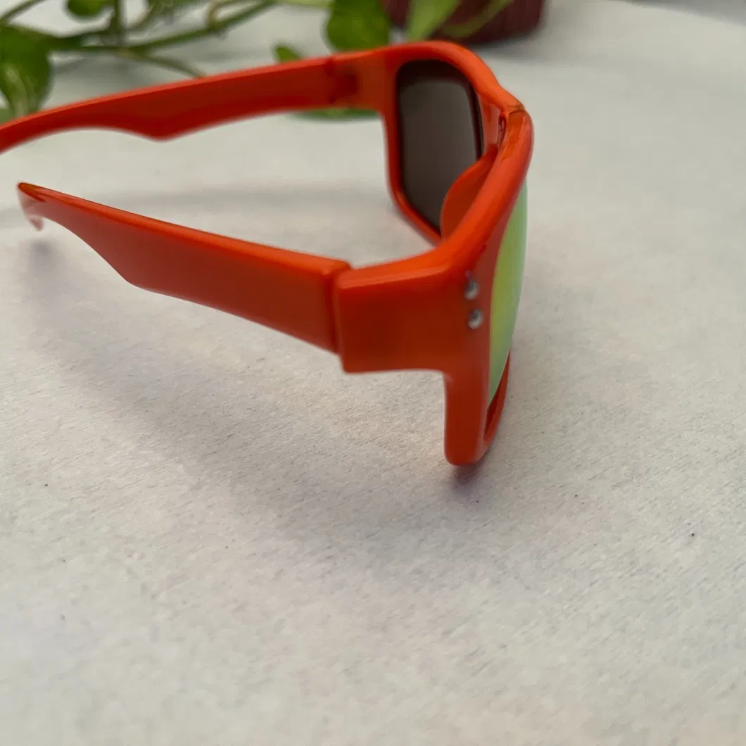 Fashion Style New Design Rubber Frame Tac Lens Sunglassess for Kids Polarized