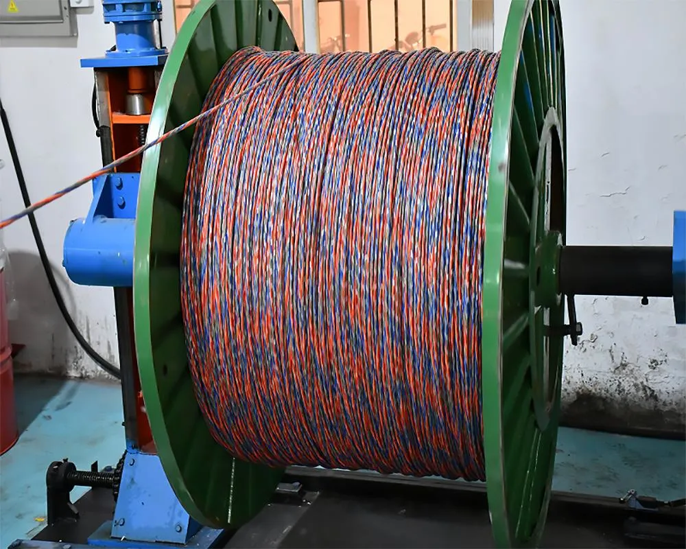 Single-Mode Multi-Core Round Tight Buffered Distribution Indoor Fiber Optic Cable