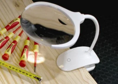 2 in 1 Interchangeable Table-Clamp Rechargeable Dimmable Magnifier with LED Light Magnifying Glass for Reading