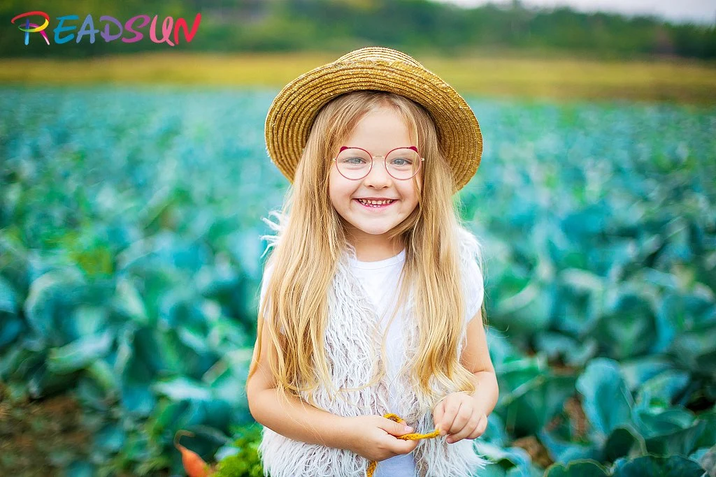 Custom Classic Kids Magnifying Myopia School Glasses with Blue Blocked