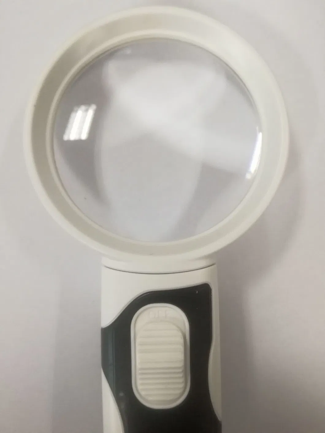 Interchangeable LED Magnifier Three Different Lens Lighted Handheld Magnifying Glass