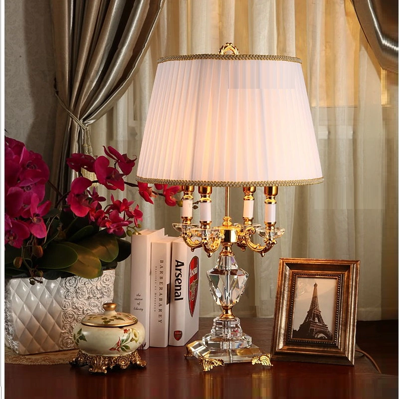 Modern Crystal Lamp Lighting Bedroom Bedside Lamp Luxury Fashion Crystal Table Lamp (WH-MTB-122)