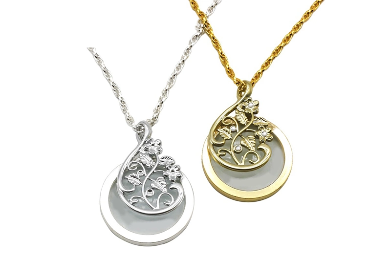 Decorative Pendant Rhinestone Pendant Portable 4.5X Necklace Gold/Silver Gift Magnifier