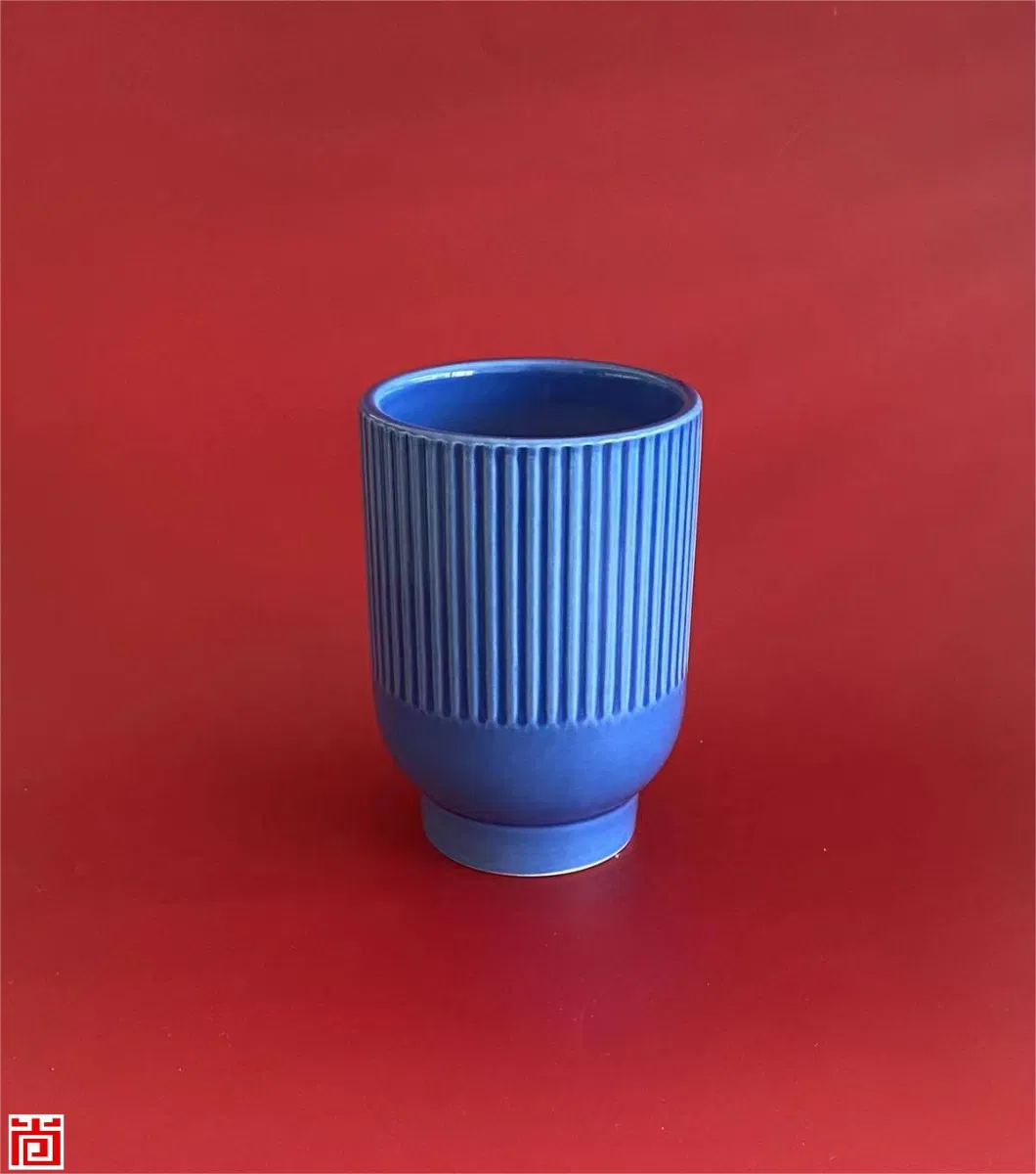 European Style Vertical Line Ceramic Candle Holder with Soy Candle