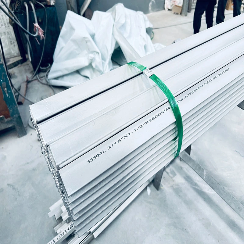 GB 201 301 303 304 316L 321 310S 410 430 Round Square Hex Flat Angle Channel Stainless Steel Bar for Building