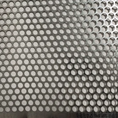  0,8 0,9 mm de espesor 1,0 mm de acero galvanizado de orificio redondo Hoja de Metal perforado de la placa de malla metálica perforada decorativos