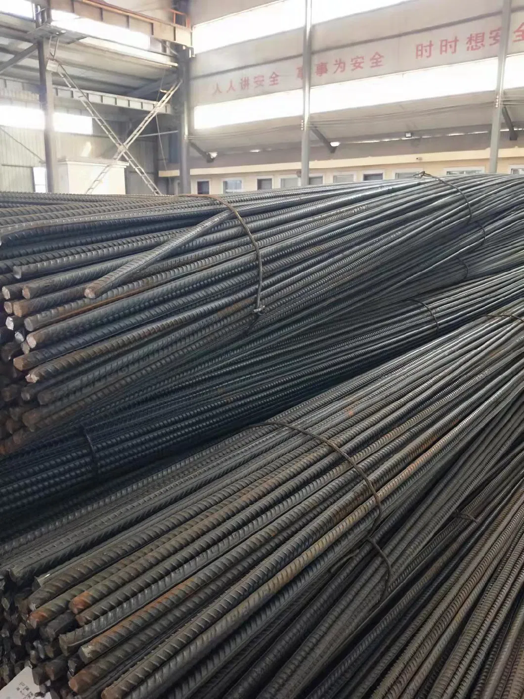 HRB400 HRB500 12m 9m China Supplier Deformed Bar 10mm 12mm Mild Steel Rebar Iron Rod