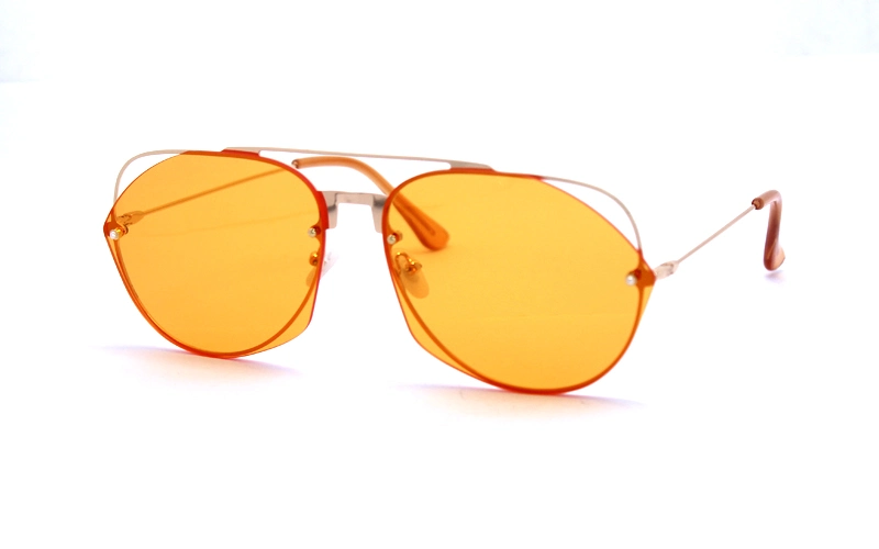 Fashionable Round Metal Sunglasses with High-Quality Lenses