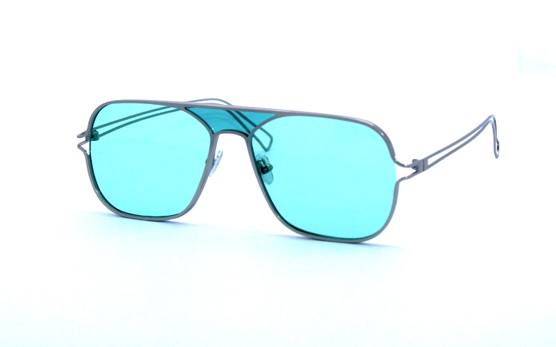 Fashionable Round Metal Sunglasses with High-Quality Lenses