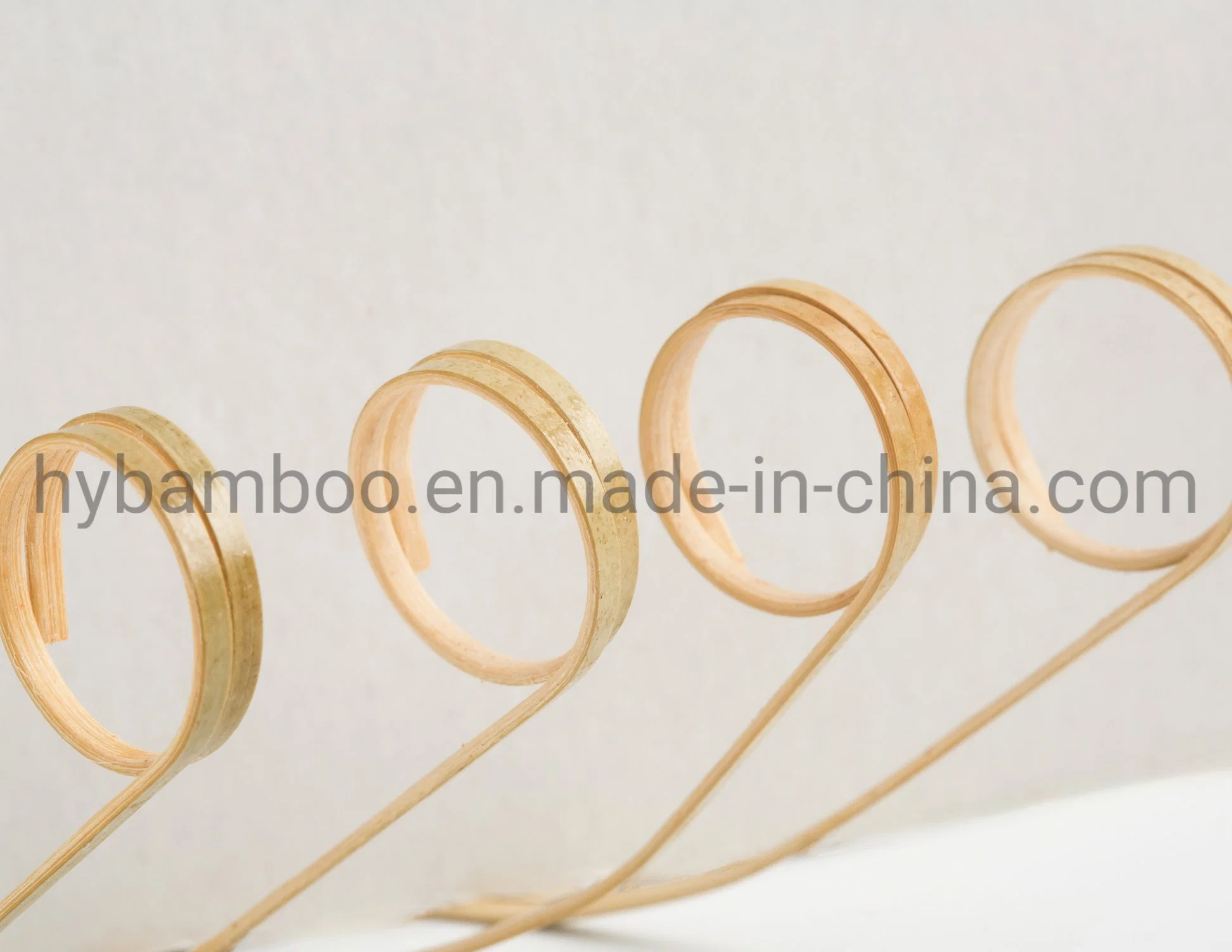 Ca&#241;as de bamb&#250; rollo palos para el uso de la barra de pastel