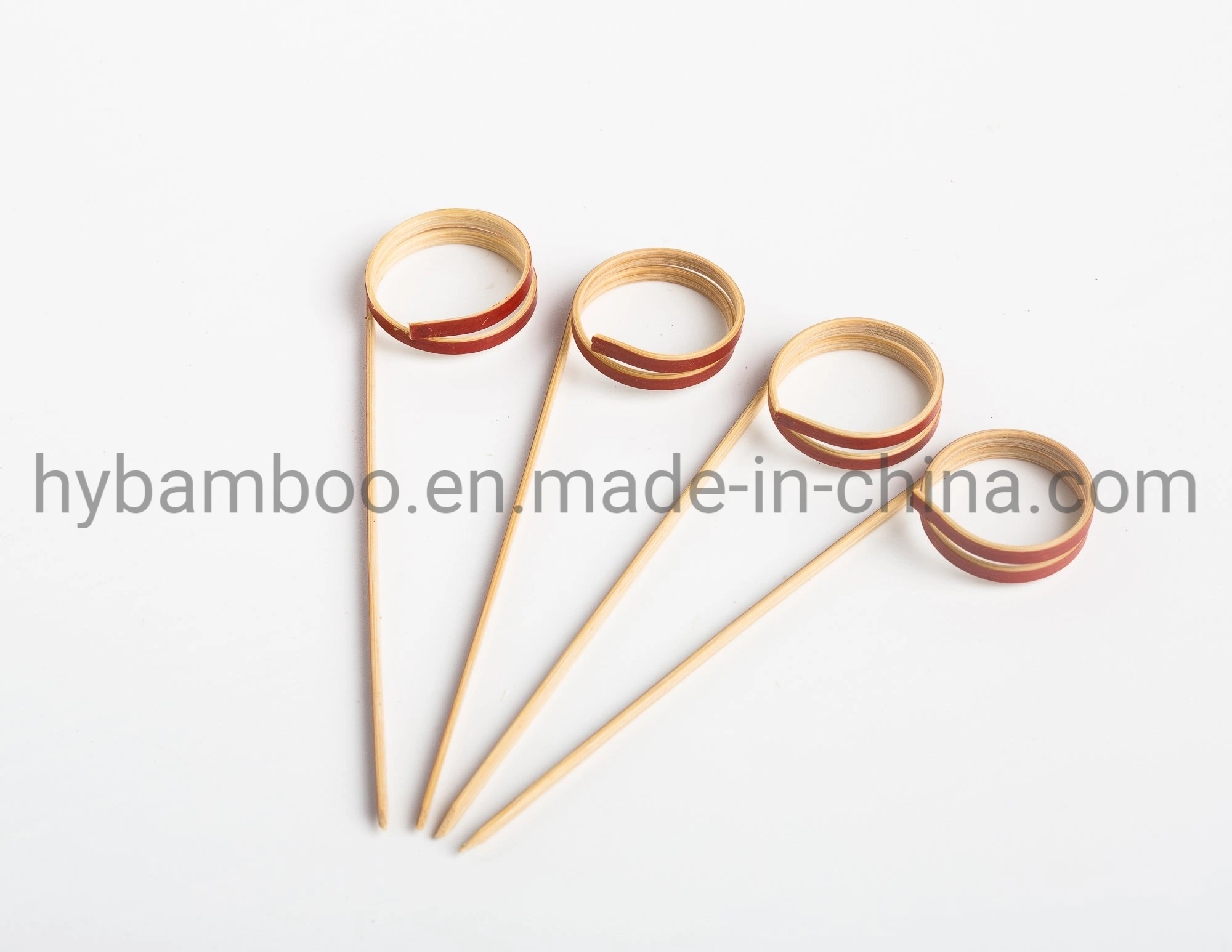Ca&#241;as de bamb&#250; rollo palos para el uso de la barra de pastel