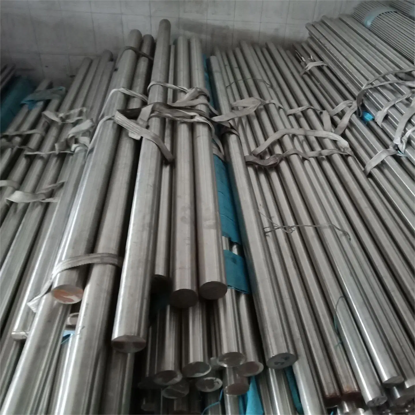 Precio barato AISI 304 316L 310S 409 410 420 430 Barra redonda de acero inoxidable 431 420f 430f 444