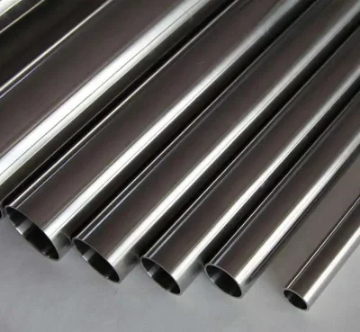Tubo in acciaio inox AISI laminato a caldo Tp201 ASTM SUS304L S316L Caldaia senza cuciture rotonda con superficie lucidata 06cr18ni9 Sch20 inox saldata Tubo