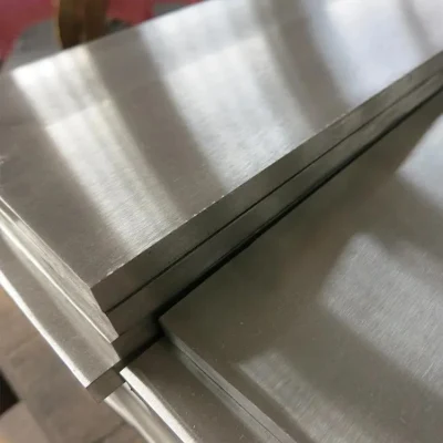 ASTM A479 SUS 304 Standard laminato a freddo con spessore di 3 pollici Barra piatta in acciaio inox lunghezza 6 m.