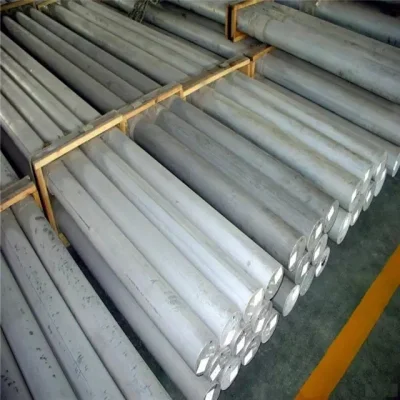 Barre in acciaio al carbonio, barra rotonda Q195, Q235, Q345, SAE1010, SAE1020, SAE1045, En8, En19, C45, Ck45, SS400 barre di materiale da costruzione
