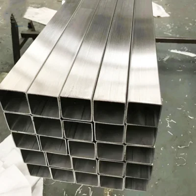 All&prime;ingrosso ASTM A312 A270 3A 4 pollici 6 pollici 8 Tubo senza saldatura in acciaio inox da 304 304L 316 316L, saldato per sanitari Tubo in acciaio