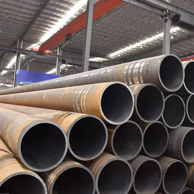 ASTM Q235B A36 Schema 40 costruzione 14 20 24 30 Tubo rotondo nero da pollici tubo in acciaio al carbonio senza cuciture ragionevole