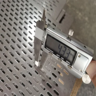 I produttori rifornano acciaio inox 304 piastra di punzonatura 201 schermo Multi-Hole Piastra per fori piastra per fori rotonda piastra per fresa