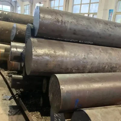 Barre in acciaio per molle di alta qualità laminate a caldo SAE ASTM 6150 Barre tonde solide in acciaio al carbonio